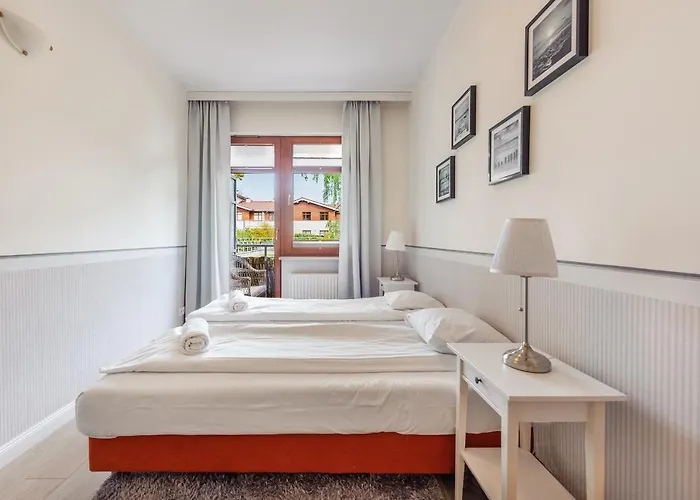 Meiguan With Huge Terrace + Extra 2 Parking Spots *