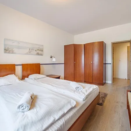 Meiguan With Huge Terrace + Extra 2 Parking Spots * Γκντανσκ