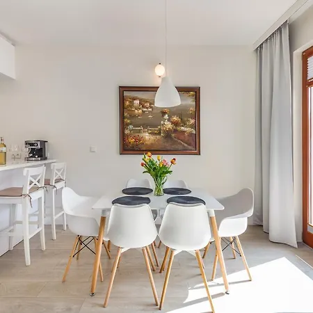 Meiguan With Huge Terrace + Extra 2 Parking Spots Gdańsk
