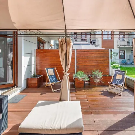 Meiguan With Huge Terrace + Extra 2 Parking Spots * Γκντανσκ