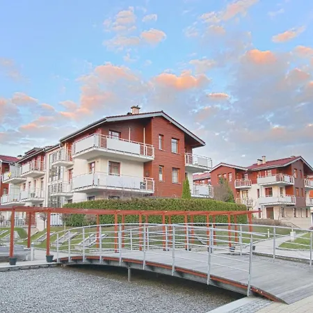 شقة Meiguan With Huge Terrace + Extra 2 Parking Spots *