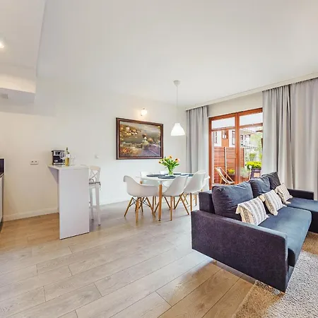 Διαμέρισμα Meiguan With Huge Terrace + Extra 2 Parking Spots Γκντανσκ