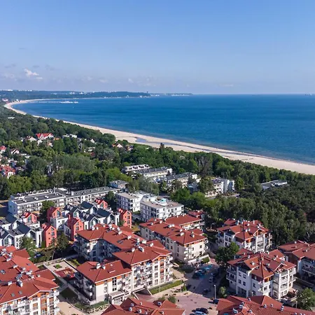 Meiguan With Huge Terrace + Extra 2 Parking Spots Apartament