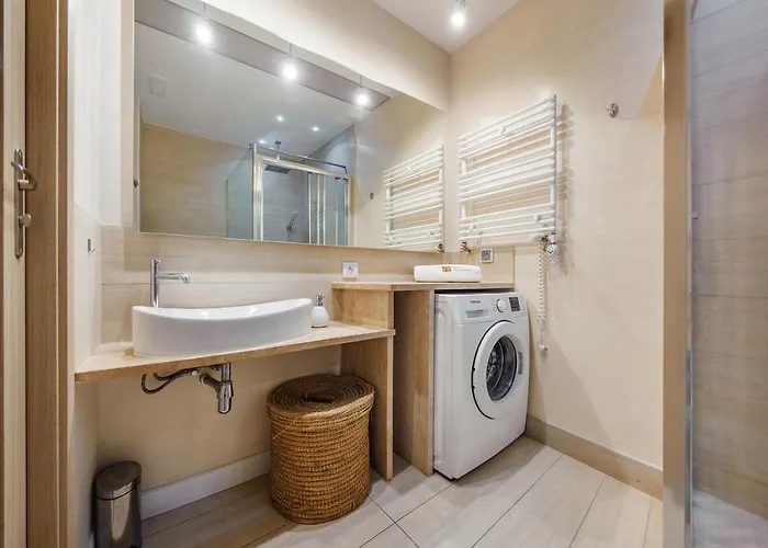 Meiguan With Huge Terrace + Extra 2 Parking Spots * Danzica