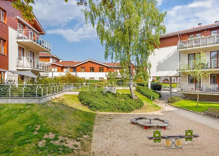 Meiguan With Huge Terrace + Extra 2 Parking Spots Apartman