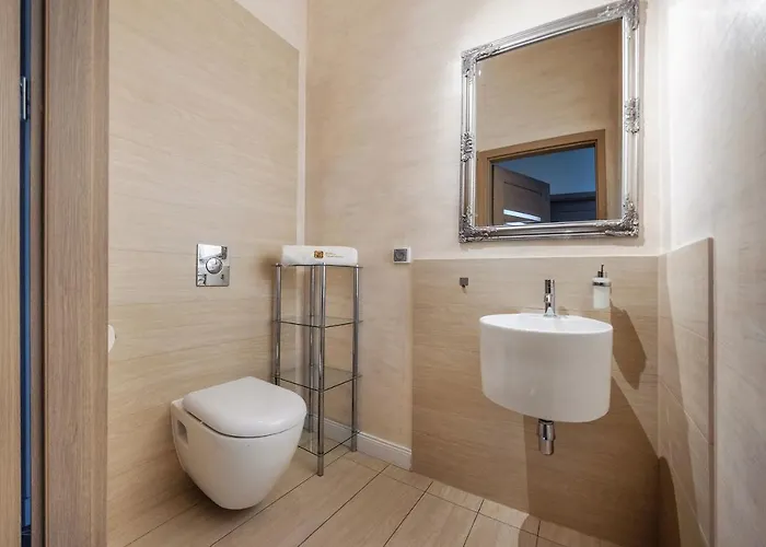 Meiguan With Huge Terrace + Extra 2 Parking Spots Гданьск