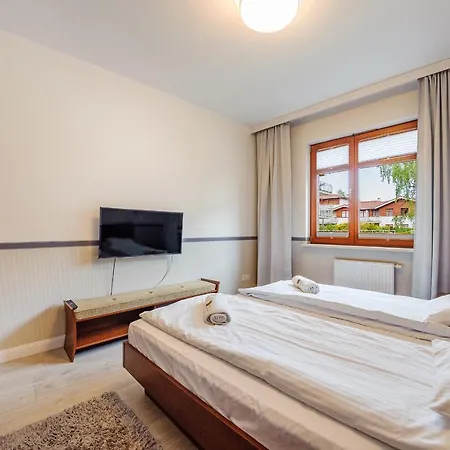 Meiguan With Huge Terrace + Extra 2 Parking Spots *