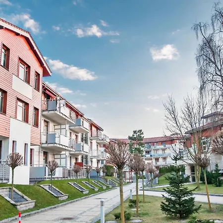 아파트 Meiguan With Huge Terrace + Extra 2 Parking Spots *